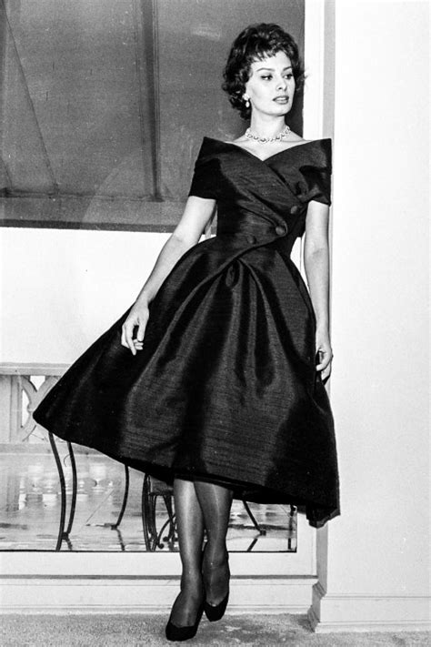 lbd dior 1950 hollywood femmes fatales|Little Black Dress: 22 interesting facts about it!.